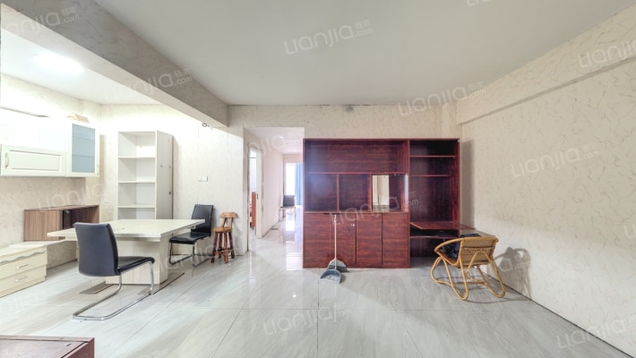 颐景园二区二手房实景图