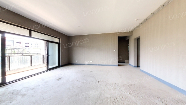 昆明融创文旅城铭海花园南区二手房实景图