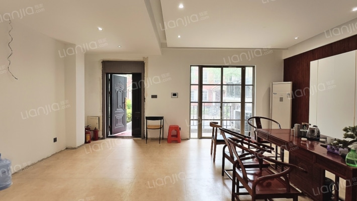 珠江东岸二手房实景图