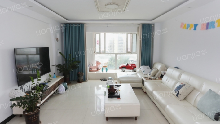 铂金时代广场二手房实景图