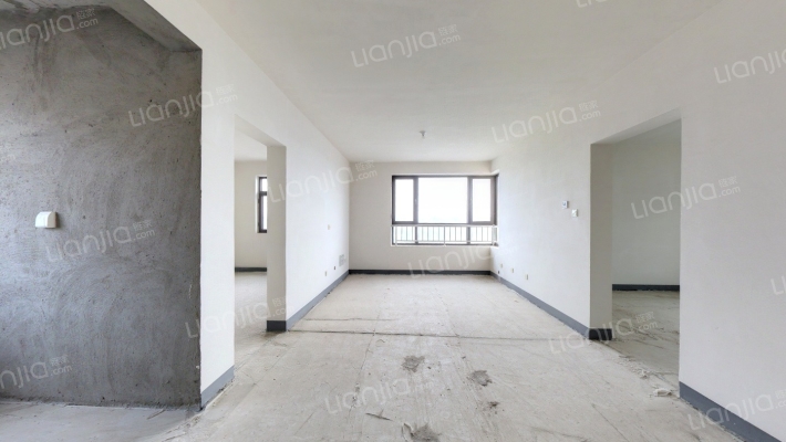 绿地新礼华府二区二手房实景图