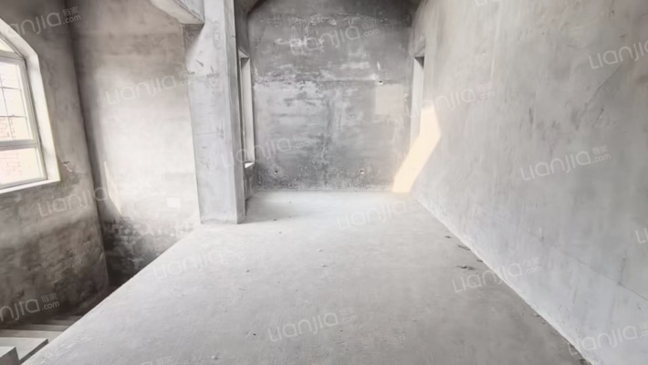 环京独栋别墅 京港澳高速旁 带大花园 配套成熟-卧室C