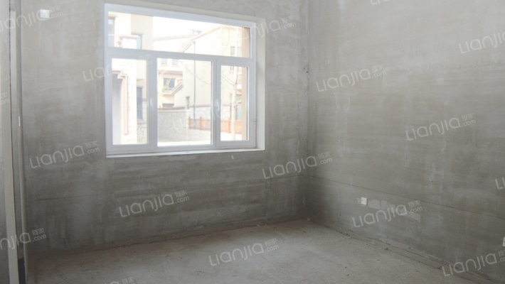 京都颐和城 5室2厅 南 北-餐厅