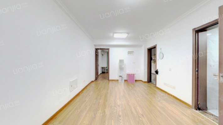 水西门大街153号二手房实景图