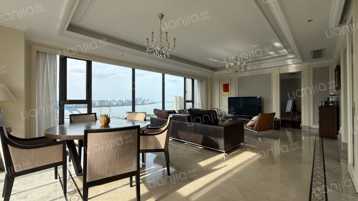 绿城九龙仓柳岸晓风二手房实景图