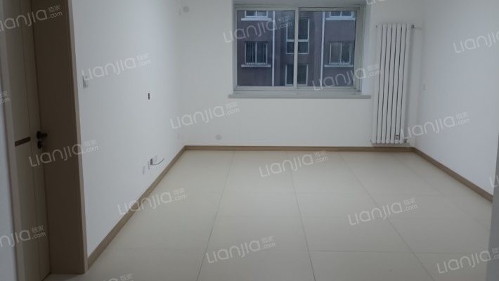 青岛花园二手房实景图