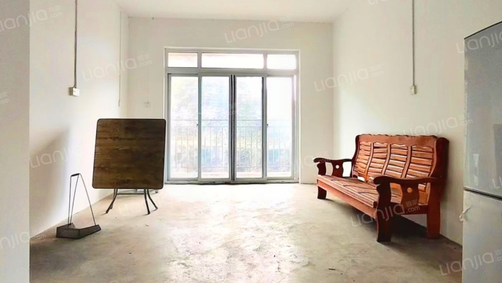 水语华庭一期二手房实景图