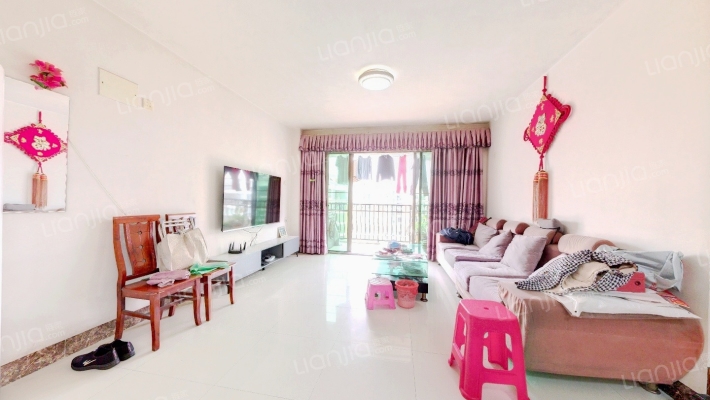 河畔豪庭二手房实景图