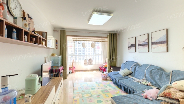 万科蓝山4期二手房实景图