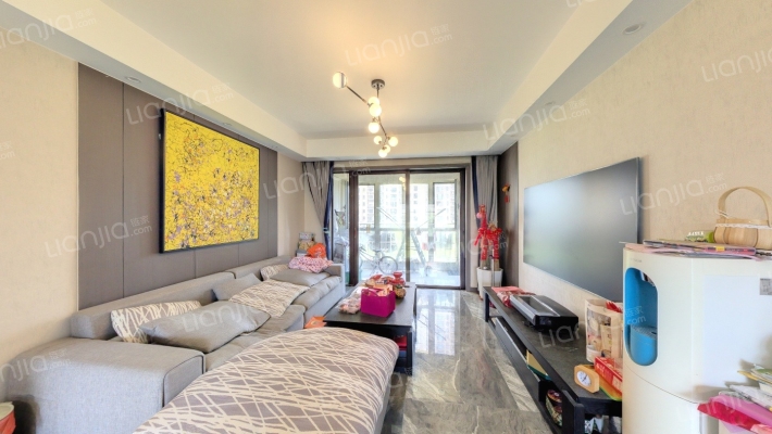 雅居乐中央府二手房实景图