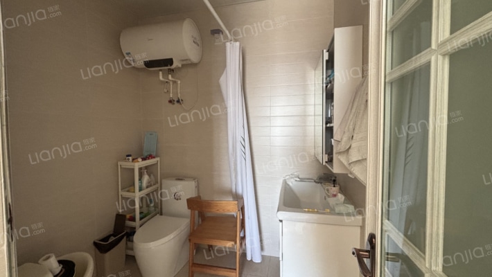 天保青花府 3室2厅 南 北-卫生间A