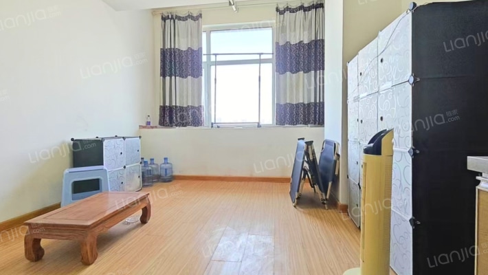 月河楼B区二手房实景图