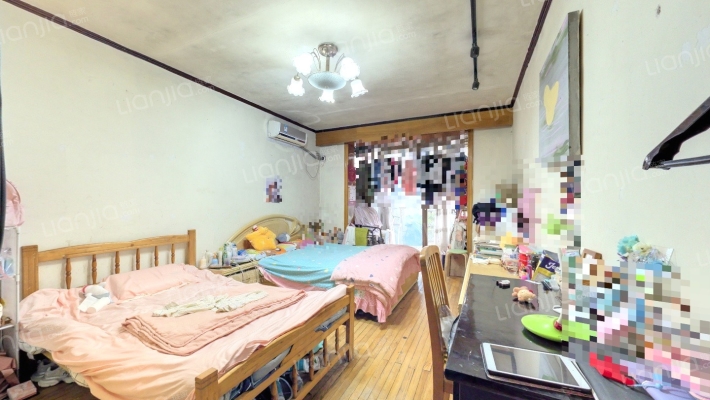 虹仪小区二手房实景图