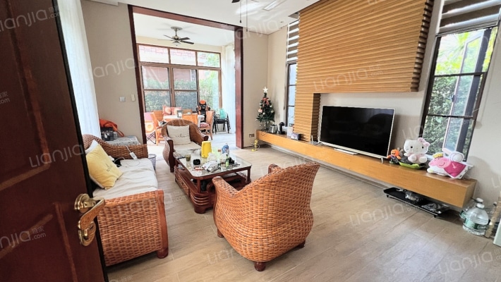 神州半岛林屿墅A区二手房实景图