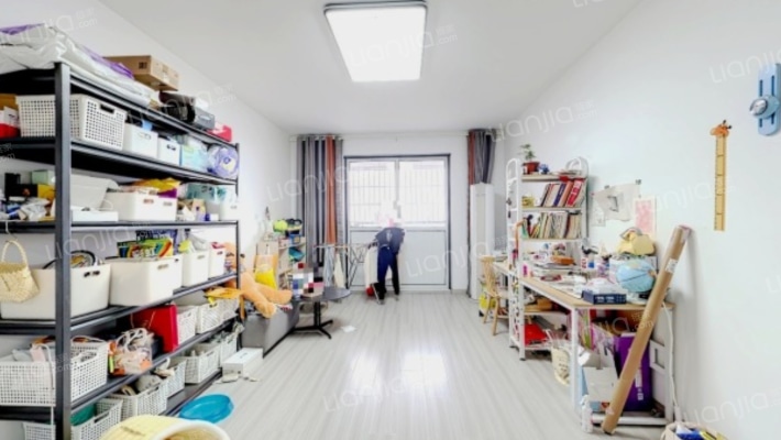 秀峰美墅二手房实景图