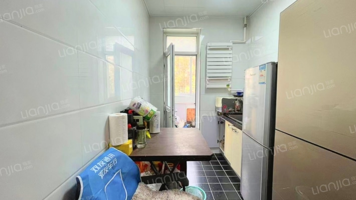 物探家70年大产权    好户型-厨房
