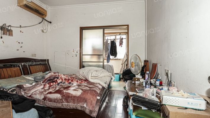 凯旋路32号二手房实景图