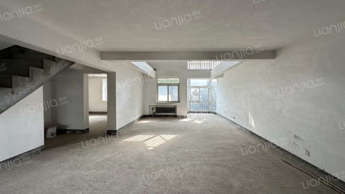 康居小区F区二手房实景图