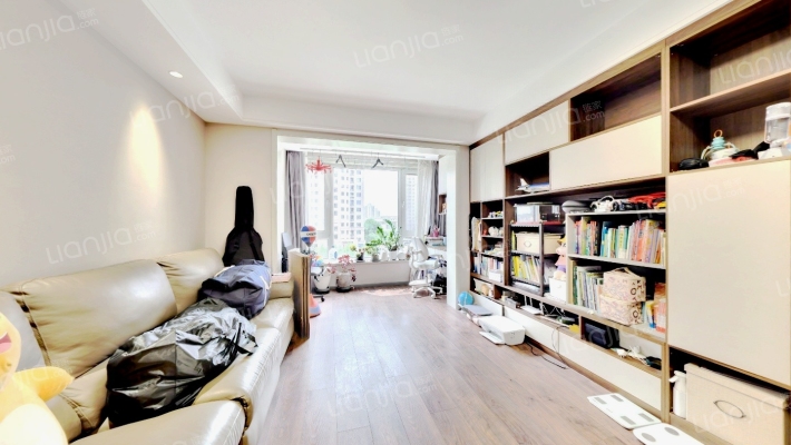 南湖橡树湾二手房实景图