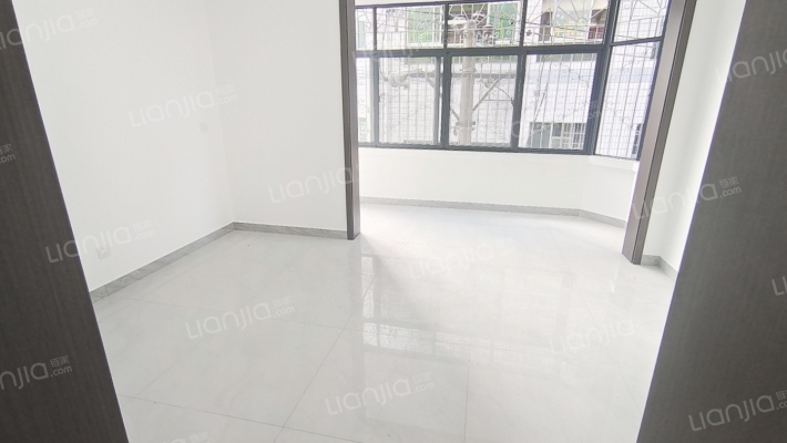 州扶贫开发中心宿舍二手房实景图