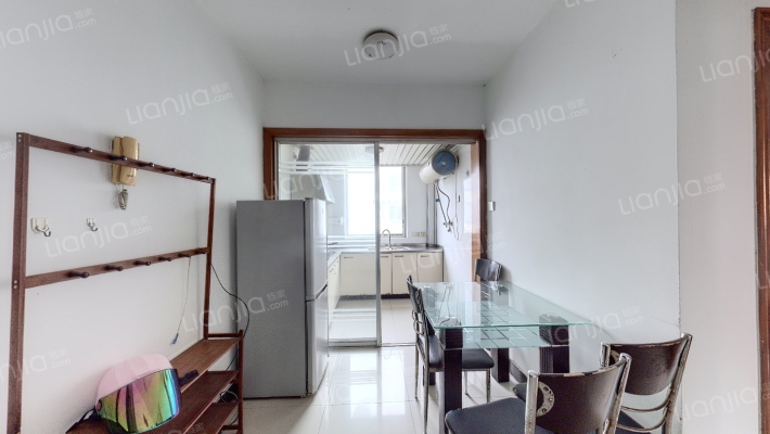 东大公寓二手房实景图