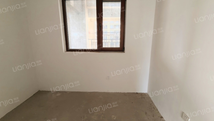 鸿坤理想尔湾 3室2厅 南 北-卧室C