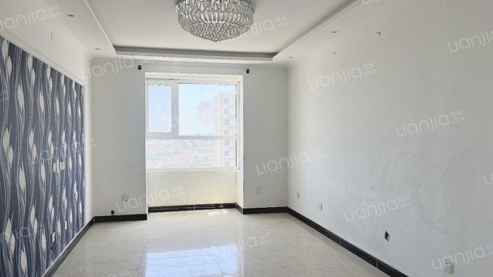 水岸花城 南向两居 简单装修 采光无遮挡-客厅