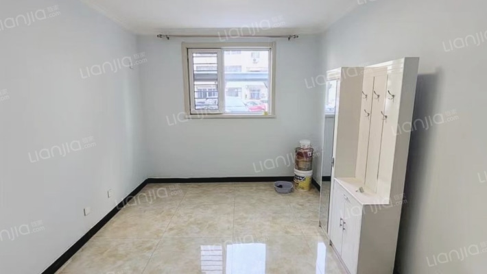 地质嘉园 3室2厅 南 北-卧室B