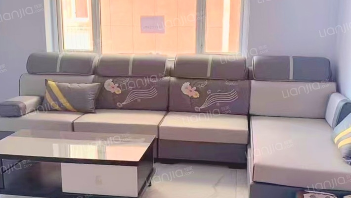 中博嘉苑西苑二手房实景图