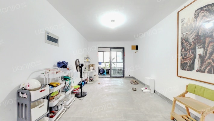 新港雅苑A区二手房实景图