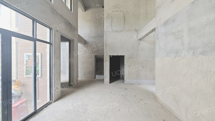 彰泰春江海岸江海居二手房实景图