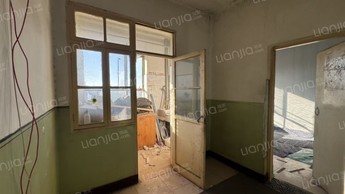 此房满五唯一  全南户型   采光视野好-客厅