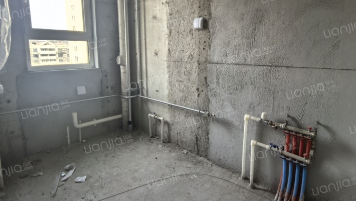 钻石商圈南北通过三居，楼前无遮挡-厨房