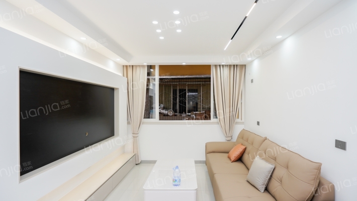 甘霖小区二手房实景图