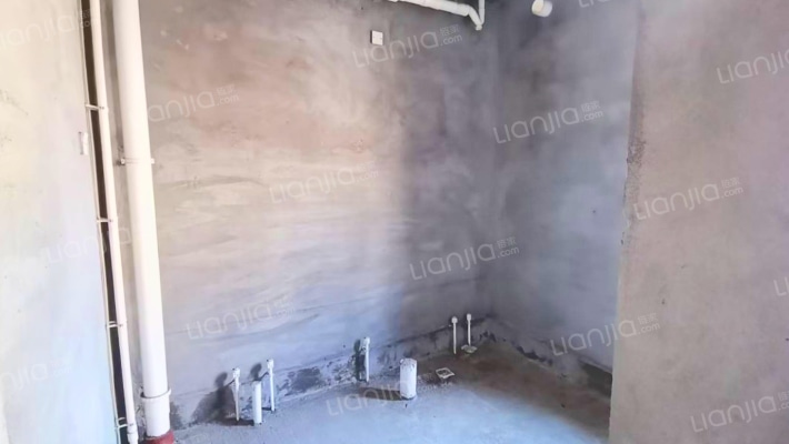 北京西南 西京都高尔夫别墅区281平别墅带200平大院-卫生间B