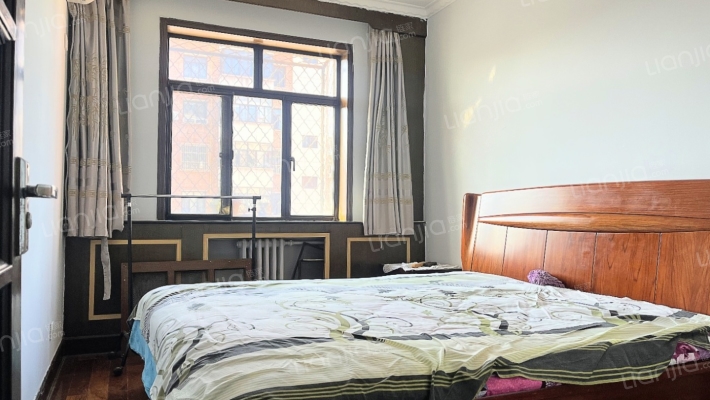 范阳路 市政府 铁道部建厂局 中间楼层精装修-卧室C