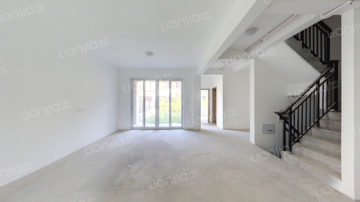 名轩苑二手房实景图