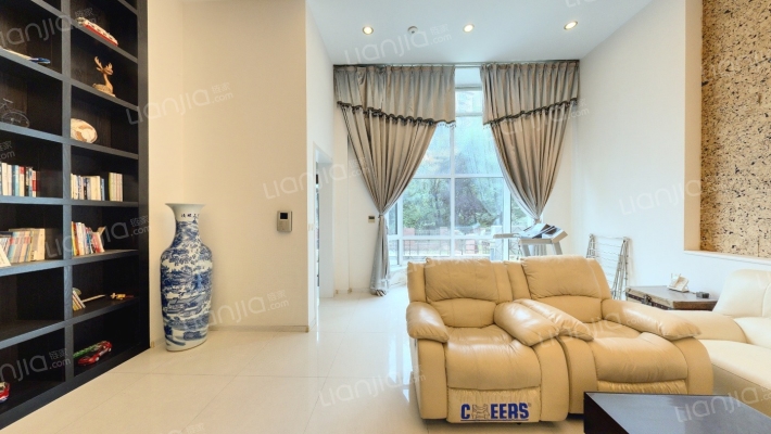 盛世园田居蓝岸二手房实景图