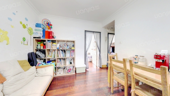 沁春园一村二手房实景图