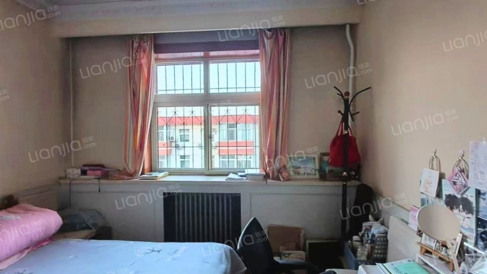 东安小区 3室2厅 南 北-卧室C