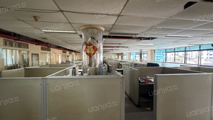 国贸置业大厦二手房实景图