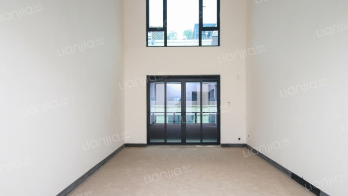 渝开发南樾天宸二手房实景图