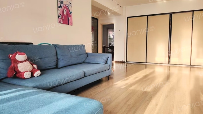 解放路181号二手房实景图