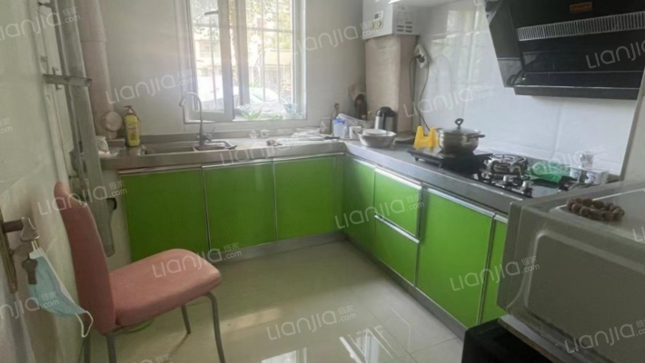 孝心楼层，户型优质，区位优势明显配套完善，出行便利-厨房