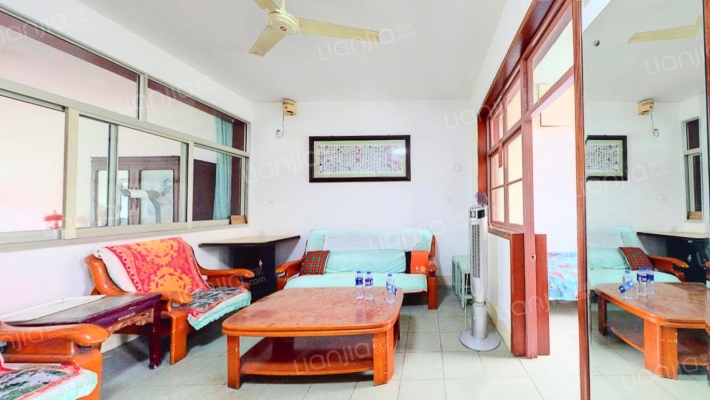 市委小区二手房实景图