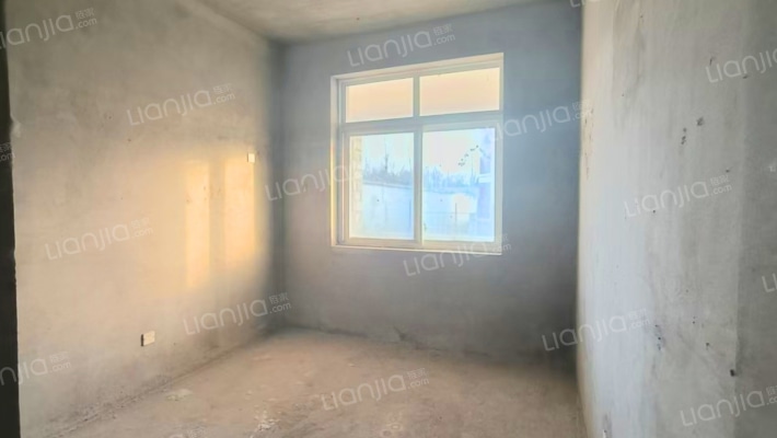 涿州码头温莎假日别墅独栋别墅诚意出售房本满二-卧室A