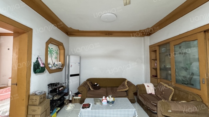 欧洲商城小区二手房实景图