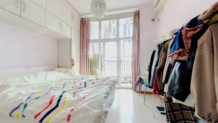 荣上居二手房实景图