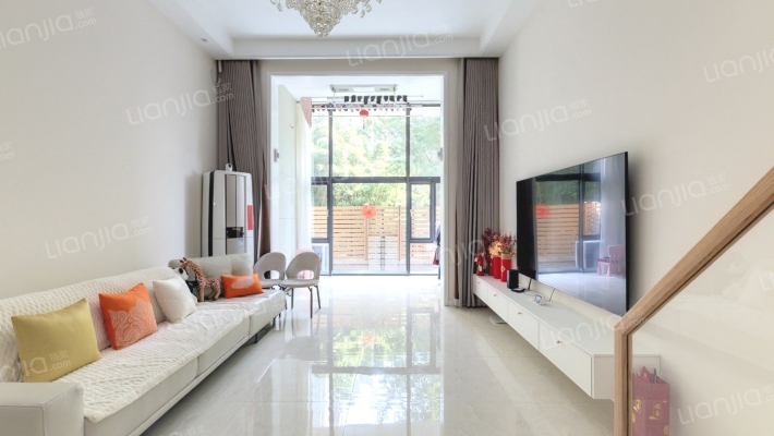 海上华庭二手房实景图