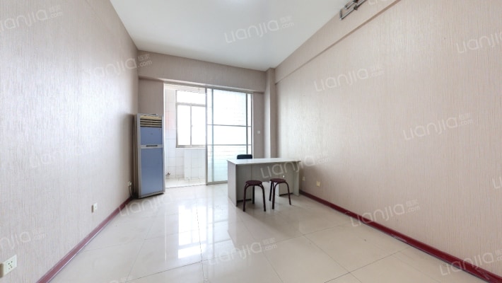 SOHO新e城二手房实景图